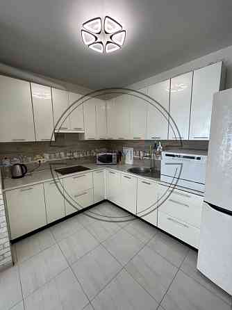 Без комісії. Є генератор! Оренда 3-х к. кв. студіо на Печерську. № 11198086 Киев