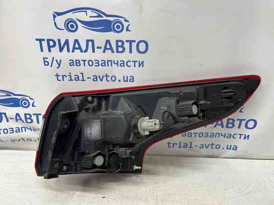 Фонарь задний внешний левый Nissan Qashqai J11 1.6 DIESEL R9M 2013 (б/у) Киев