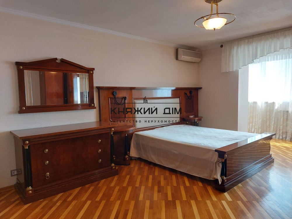 Оренда 3-кімнатної роздільної квартири, метро Олімпійська, Палац Україна. № 11203592 Киев - изображение 4