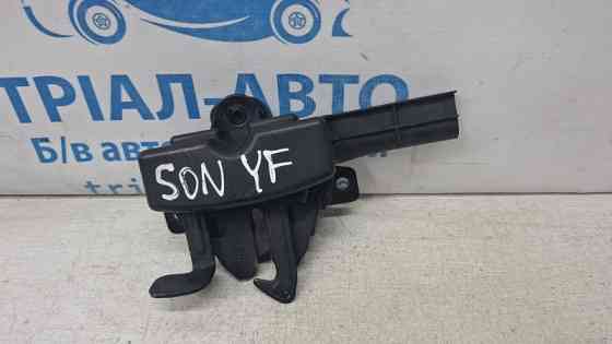 Замок капота Hyundai Sonata YF 2.4 БЕНЗИН G4KJ 2010 (б/у) Киев