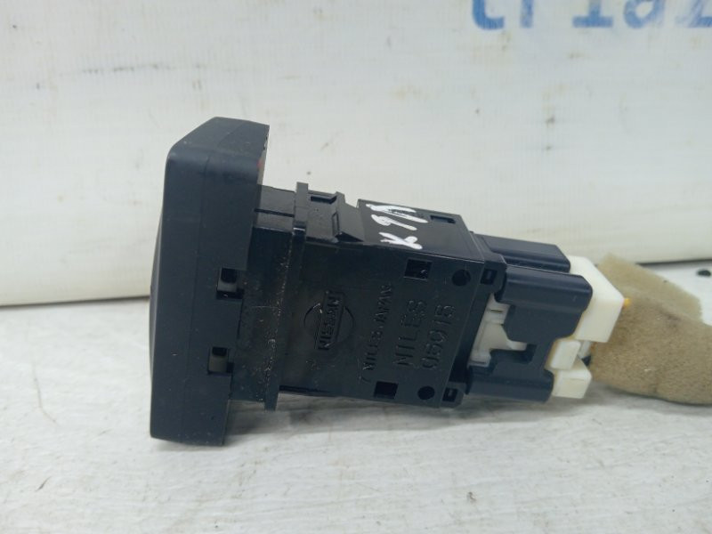 Кнопка аварийки Nissan X-Trail T31 2.0 DIESEL M9R 2007 (б/у) Київ - зображення 4