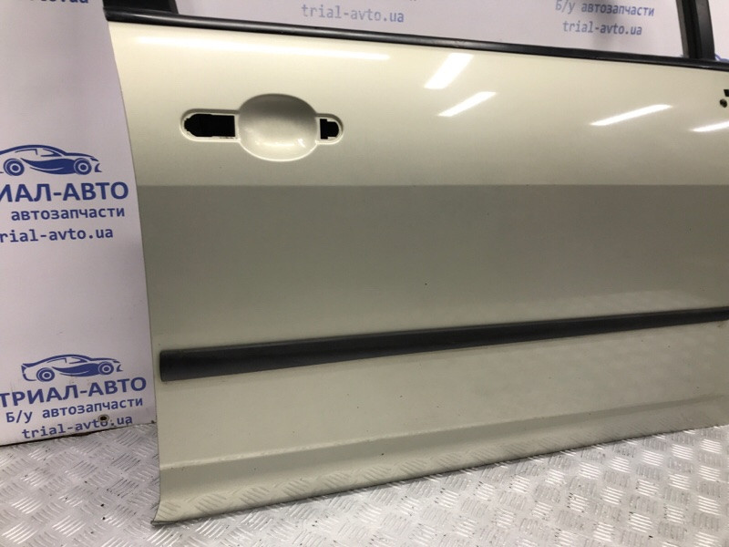 Дверь передняя правая Nissan Tiida C11 1.6 БЕНЗИН HR16 2004 (б/у) Киев - изображение 3