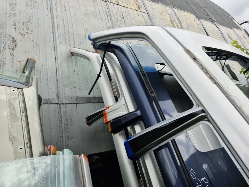 Крыша Mitsubishi Pajero Wagon 3 3.2 ДИЗЕЛЬ 4M41 1999 (б/у) Киев - изображение 6