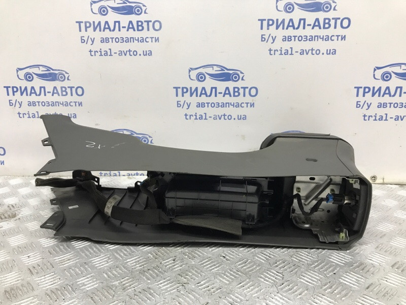 Подлокотник Chevrolet Cruze J300 1.8 2009 (б/у) Киев - изображение 7