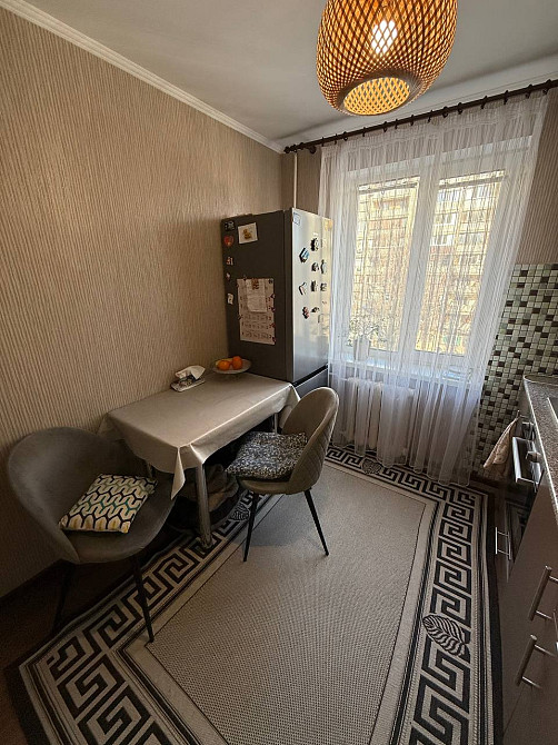 Однокімнатна, готова до проживання - з меблями та технікою Киев - изображение 10