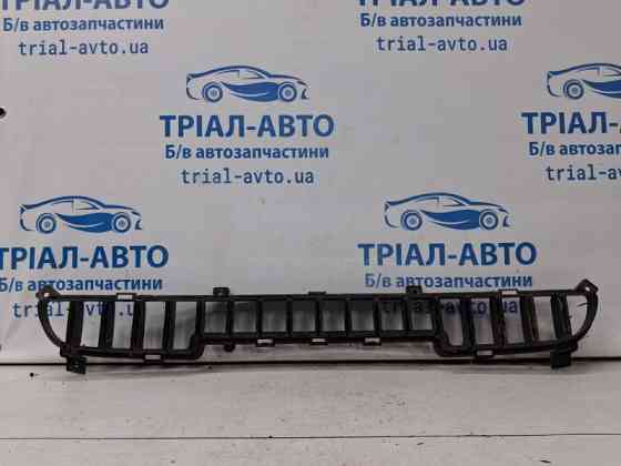 Решетка бампера центральная Kia Sorento BL 2.5 DIESEL D4CB 2002 (б/у) Киев