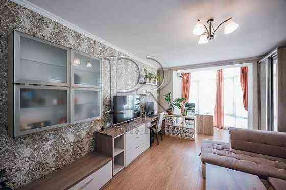продажа 3-к квартира Киев, Голосеевский, 165000 $ Київ