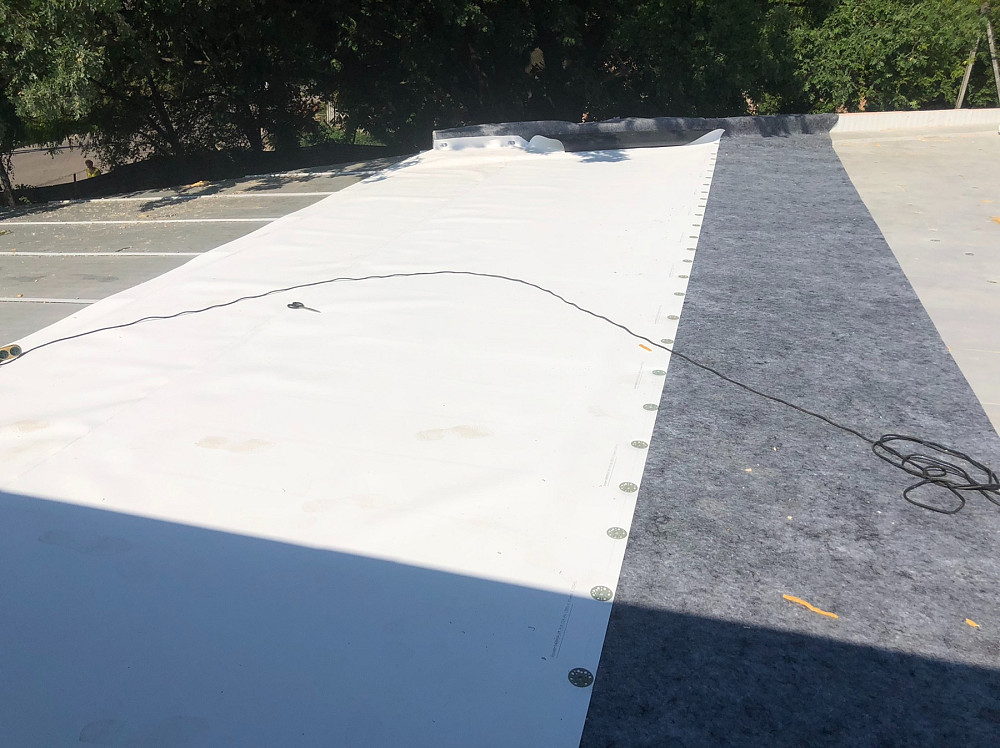 Покрівельники в Дніпрі. Ремонт м'якої покрівлі з використанням мембрани. Днепр - изображение 1