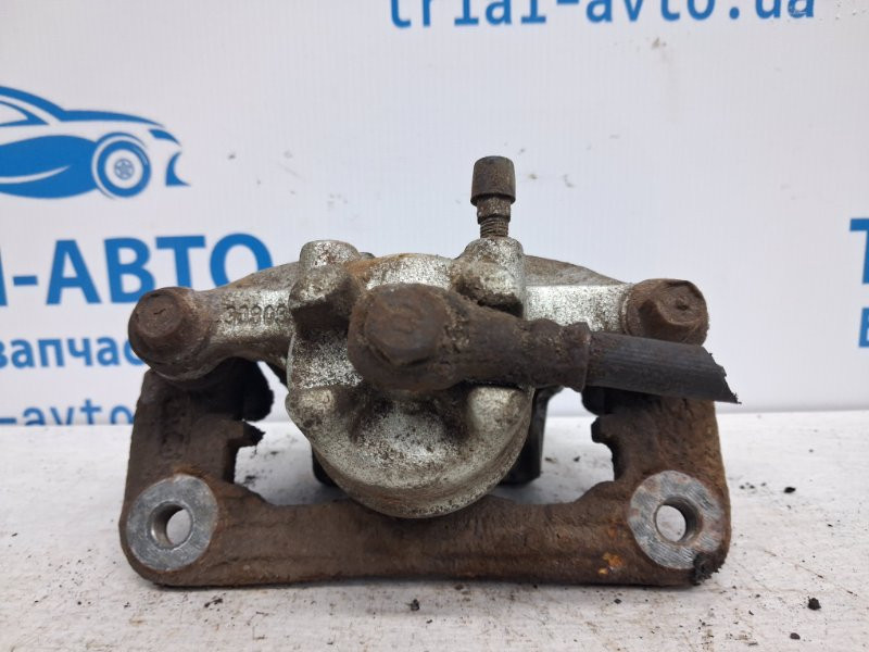 Суппорт задний левый Mitsubishi Pajero Wagon 3 3.2 ДИЗЕЛЬ 4M41 1999 (б/у) Киев - изображение 3