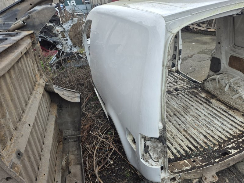 Четверть автомобиля задняя левая Volkswagen Caddy 2K 1.9 DIESEL BJB 2003 (б/у) Київ - зображення 1