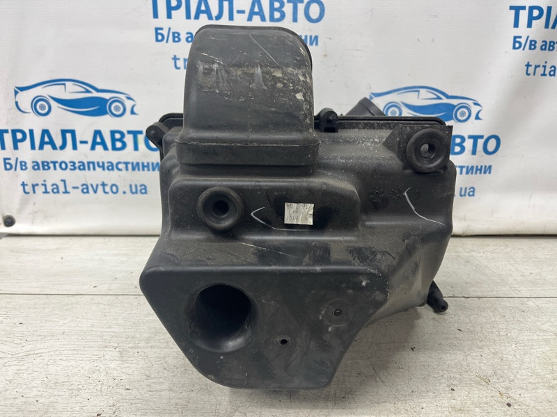 Корпус воздушного фильтра Jeep Cherokee KL 2.4 БЕНЗИН ED6 2013 (б/у) Киев - изображение 3