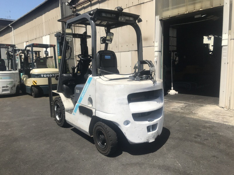 Газ-бензиновий навантажувач TCM (Nissan), напрацювання 5045 мотогодин. Модель: FHGE25T5 Львів - зображення 2