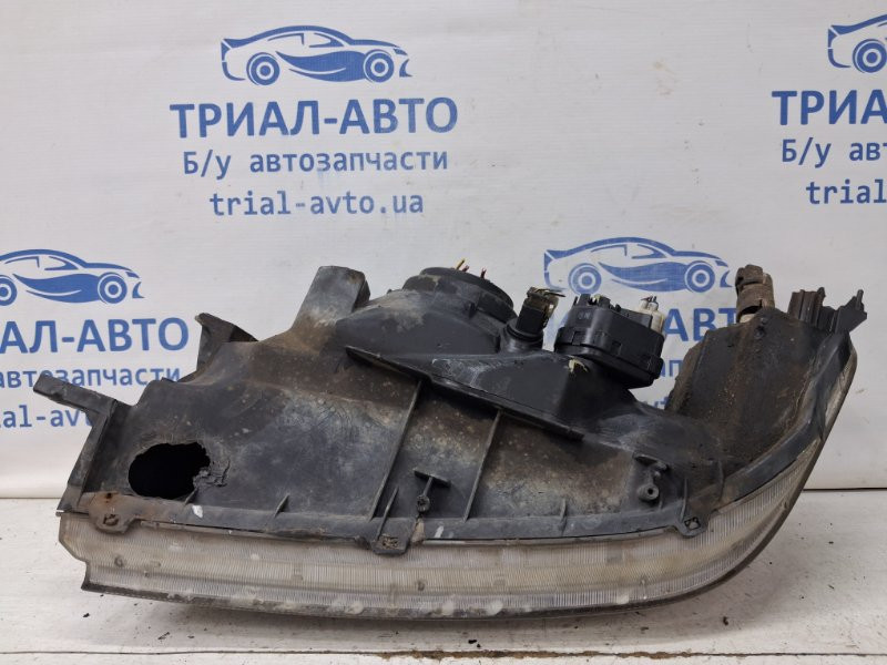 Фара правая галоген Mitsubishi Pajero Sport K9 3.0 БЕНЗИН 6G72 1996 (б/у) Київ - зображення 8