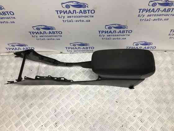 Подлокотник Toyota Avensis T25 1.8 БЕНЗИН 1ZZFE 2003 (б/у) Київ