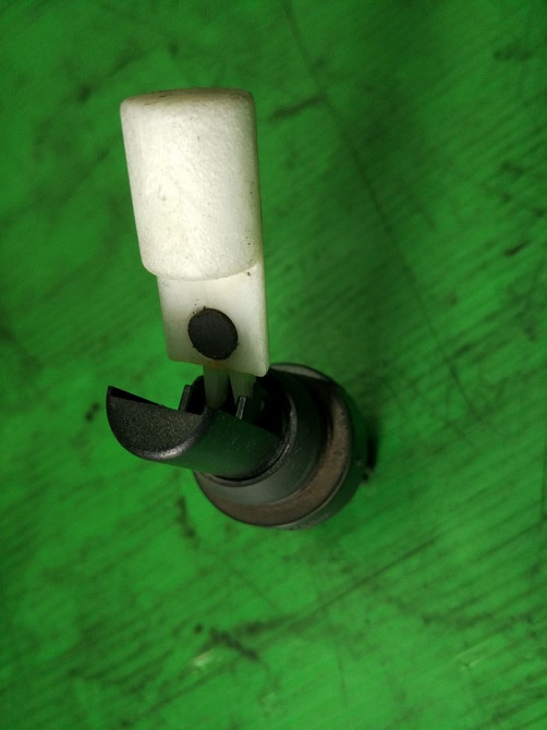 Датчик рівня в бачок омивача jaguar xj 0023935 Форд Мондео мк3 Вінниця - зображення 3