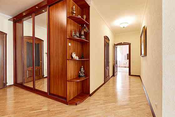 долгосрочная аренда 4-к квартира Киев, Печерский, 3000 $/мес. Київ