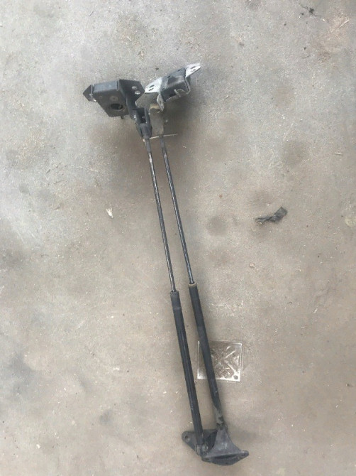 504226758 Амортизатор капота Iveco Stralis Львів - зображення 1