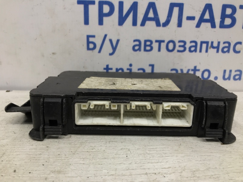 Блок управления Toyota Land Cruiser 1998-2007 8279160011 (Арт. 6757) Киев - изображение 2