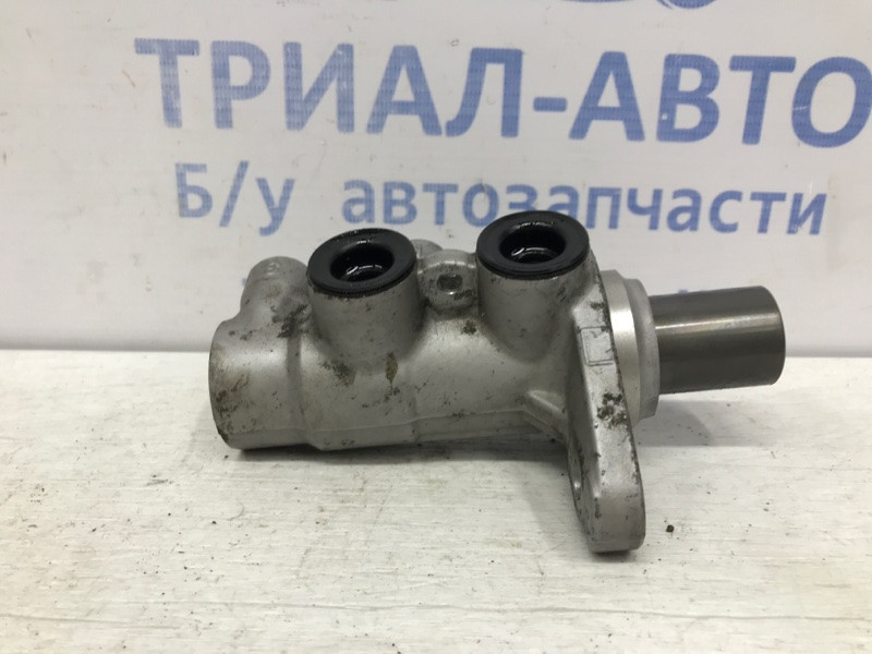 Тормозной цилиндр главный SsangYong Korando C200 2.0 DIESEL 2010 (б/у) Київ - зображення 1