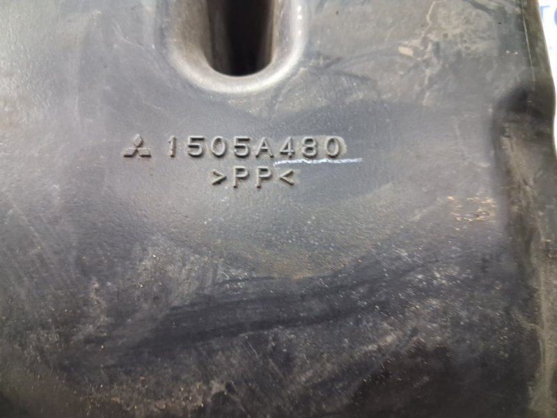 Воздухозаборник Mitsubishi ASX GA 1.8 DIESEL 4N13 2010 (б/у) Киев - изображение 4