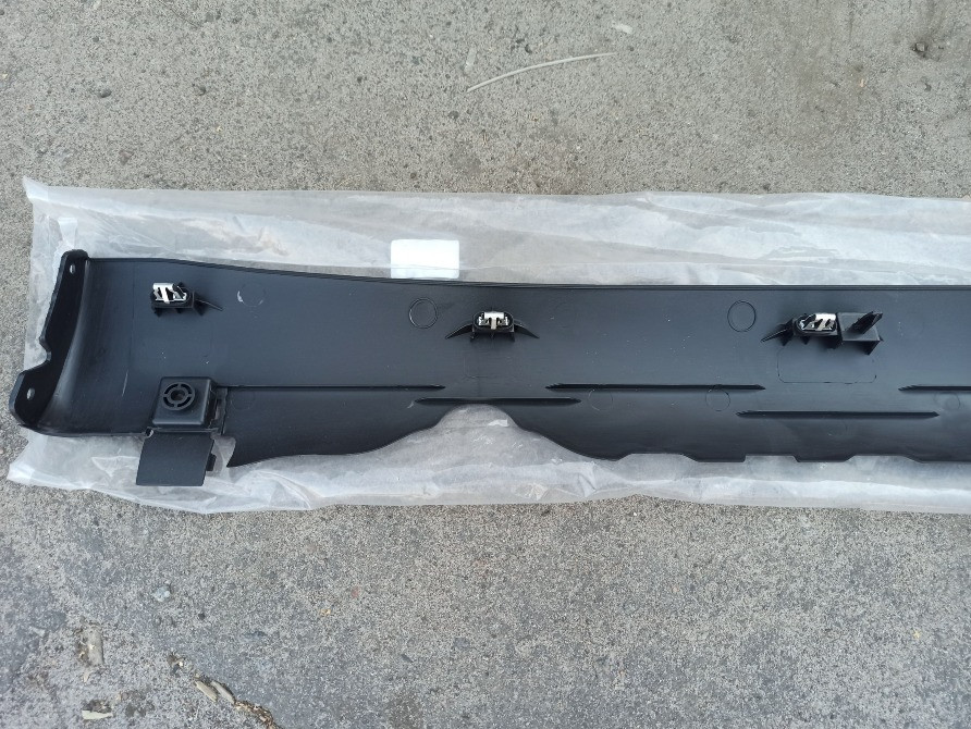 Накладка порога ліва та права LH / RH на Tesla Model 3 Київ - зображення 4