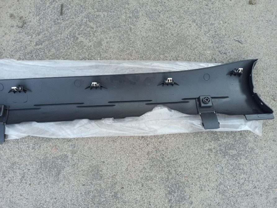 Накладка порога ліва та права LH / RH на Tesla Model 3 Київ - зображення 2