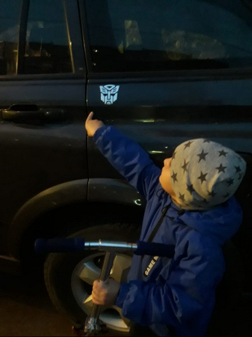 Наклейка на авто Автобот алюминиевая трансформер Київ - зображення 6