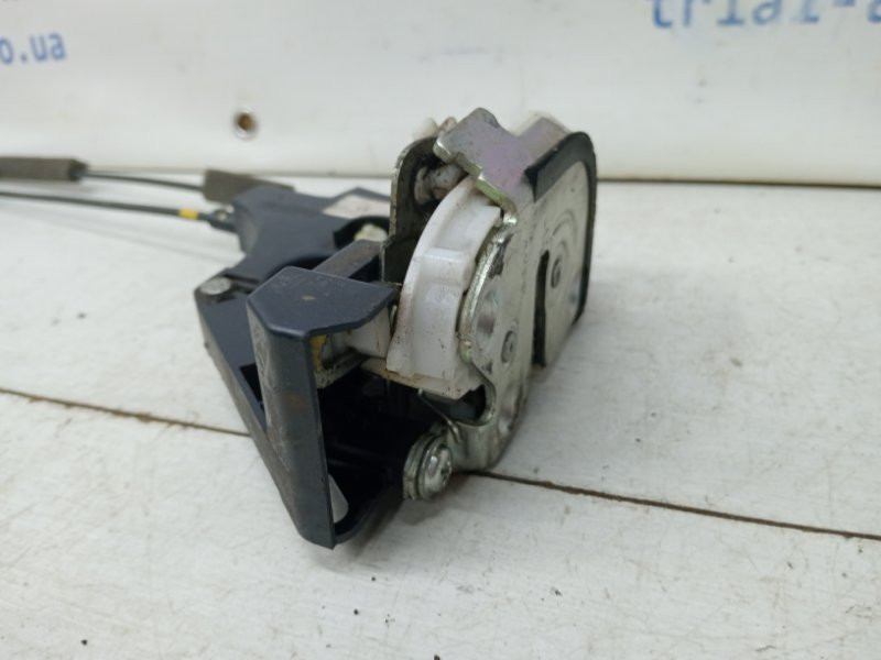 Замок двери передний левый Mitsubishi L200 KB 2.5 DIESEL 4D56 2006 (б/у) Киев - изображение 4