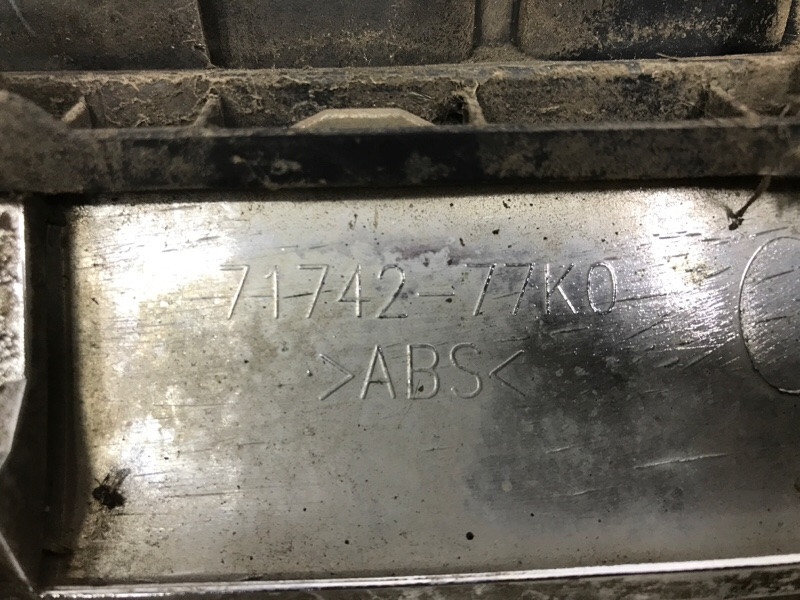 Решетка радиатора Рестайлинг Suzuki Grand Vitara 2005-2016 71741-77K00-38B (Арт. 48660) Киев - изображение 7