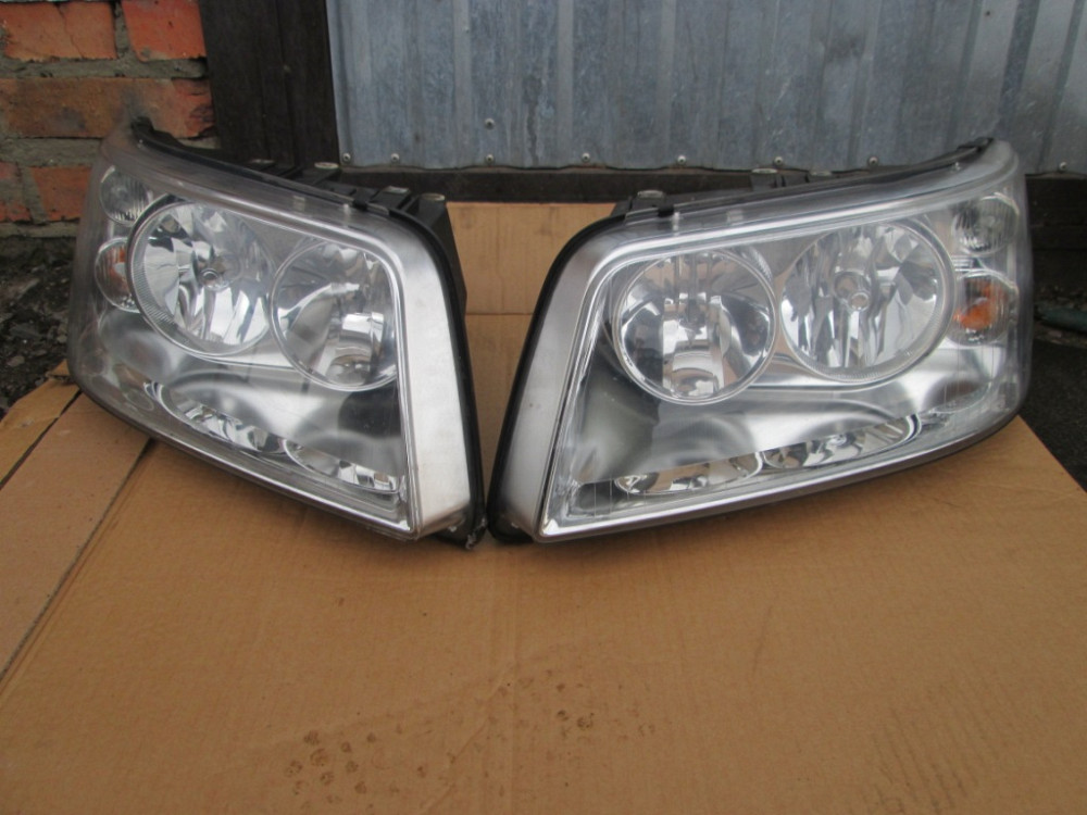 Фара левая Volkswagen Multivan 2003-2010 Ковель - зображення 1