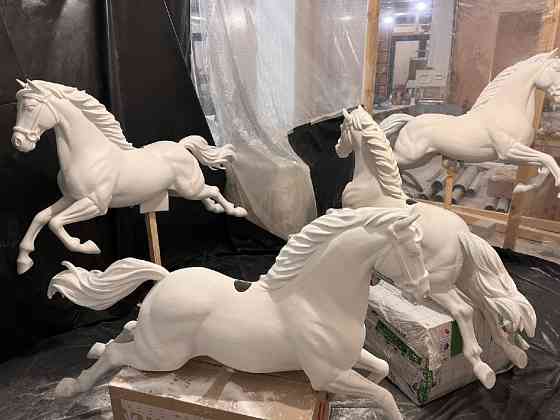 Фотозона «Карусель» з кіньми на замовлення Київ