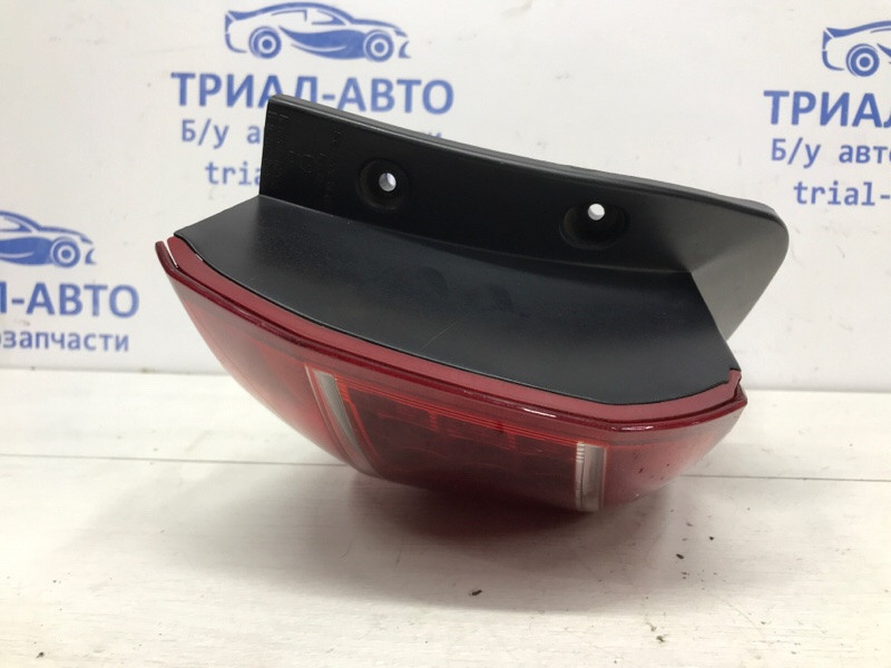 Фонарь задний внешний правый Kia Sportage SL 1.7 DIESEL D4FD 2010 (б/у) Киев - изображение 8