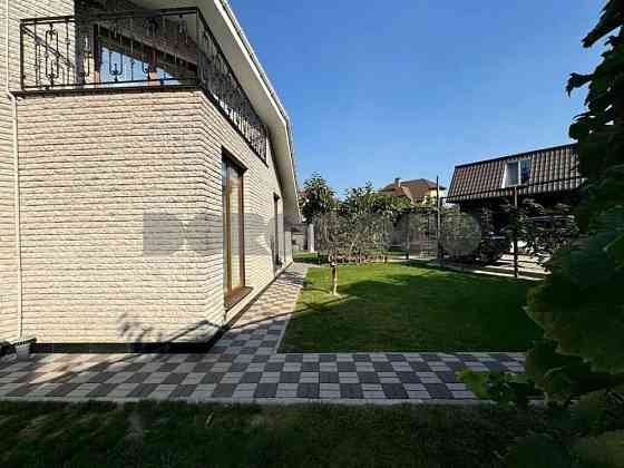 продажа 4-к квартира Киево-Святошинский, Софиевская Борщаговка, 549990 $ 