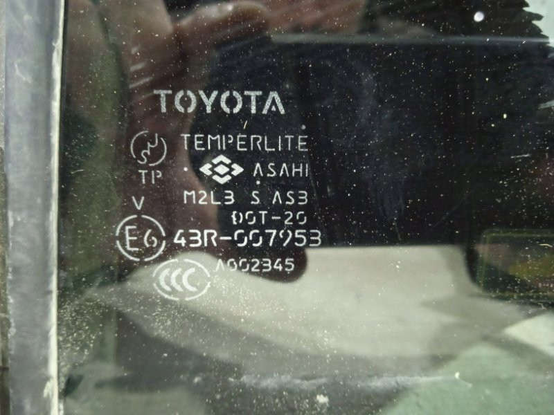 Стекло двери задней правой (форточка) Toyota Prado J120 3.0 DIESEL 1KDFTV 2002 (б/у) Киев - изображение 2