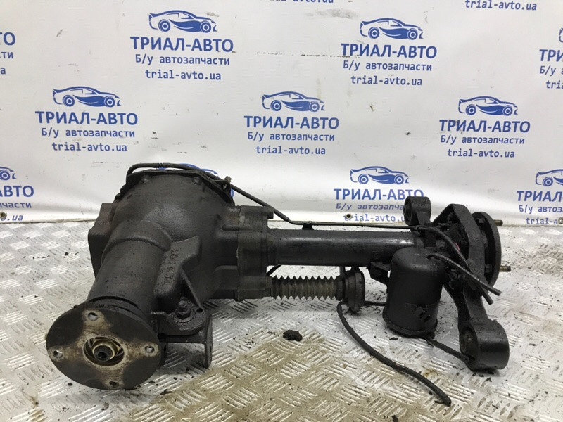 Редуктор передний Mitsubishi Pajero Wagon 3 3.2 ДИЗЕЛЬ 4M41 1999 (б/у) Киев - изображение 1