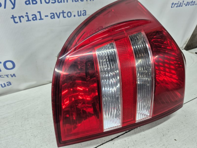 Фонарь задний внешний левый Kia Ceed ED 1.6 DIESEL D4FB 2006 (б/у) Київ - зображення 3