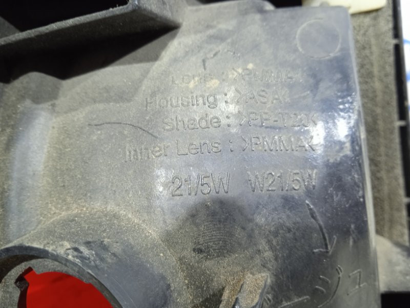Фонарь задний внешний правый Toyota Land Cruiser 1998-2007 8155060680 (Арт. 19861) Киев - изображение 3
