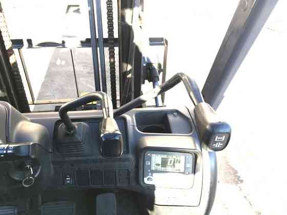 Газ-бензиновий навантажувач TCM (Nissan), із синхронним позиціонером вил. Модель: FHGE20T5 Миколаїв