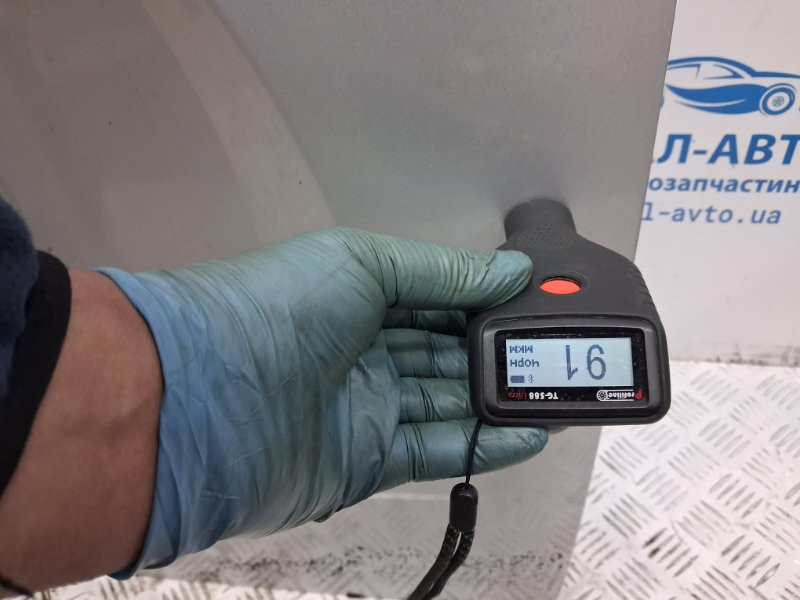 Крышка багажника Mitsubishi Pajero Wagon 3 3.2 ДИЗЕЛЬ 4M41 1999 (б/у) Киев - изображение 8