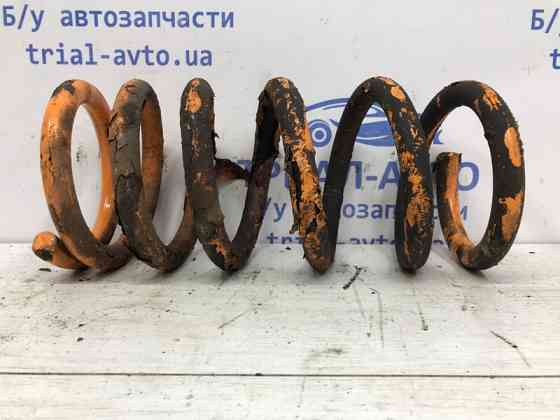 Пружина задняя Mitsubishi Pajero Wagon 3 3.2 ДИЗЕЛЬ 4M41 1999 (б/у) Киев