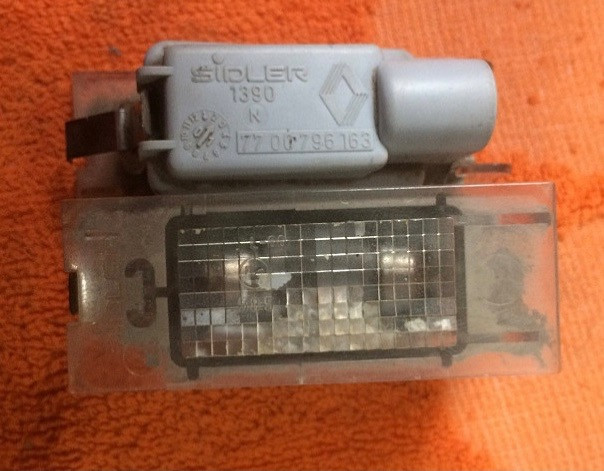 Бу фонарь подсветки номерного знака Renault 7700796163 Laguna 2, Megane 2, Master 2 Кропивницький - зображення 1