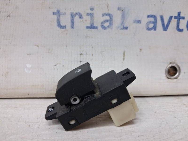 Кнопка стеклоподъемника Chevrolet Captiva C140 2.2 DIESEL Z22D1 2006 (б/у) Киев - изображение 2