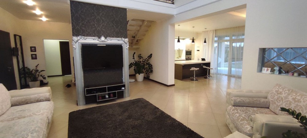 От хозяина. Шикарный дом 2012 г. Вышгород. 255 м2. 20 соток. С выходом на озеро Вышгород - изображение 9