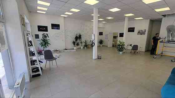 Чисте виробництво / шоурум / ательє 93м2 , Повітряних сил, 90 Київ