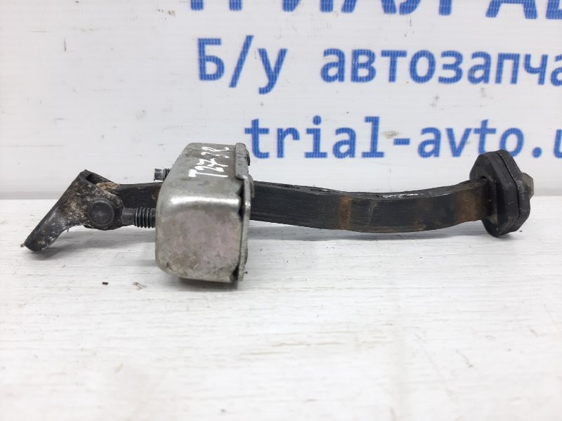 Ограничитель двери задний правый Toyota Avensis 2009-2018 6863005050 (Арт. 29120) Киев - изображение 1