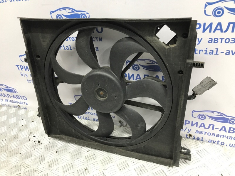 Диффузор с вентилятором радиатора Nissan Qashqai J11 1.5 DIESEL K9K 2013 (б/у) Киев - изображение 3