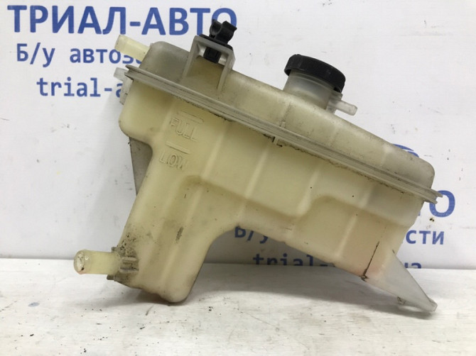 Бачок радиатора (расширительный) Toyota RAV 4 A40 2.2 DIESEL 2ADFTV 2012 (б/у) Киев - изображение 1