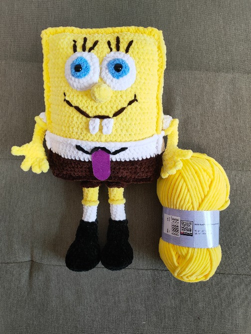 Губка Боб квадратні штани іграшка в'язана ручна робота квадрат 24х20 Нововолинськ - зображення 2