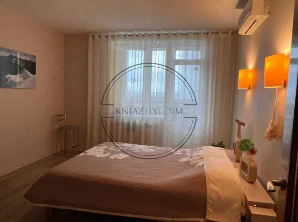 Продаж 3-кімнатної квартири студіо з паркомісцем в підземному паркінгу, метро Осокорки 3 хв.пішки. № Київ - зображення 5