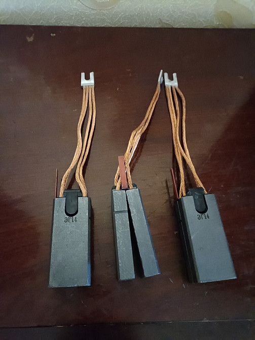 Электрощетки ЭГ-14, и щеткодержатели Харьков - изображение 1